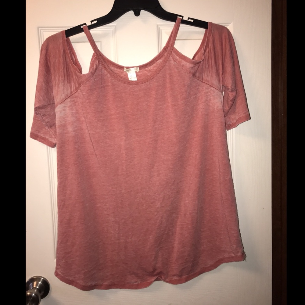 Pink cold should shirt